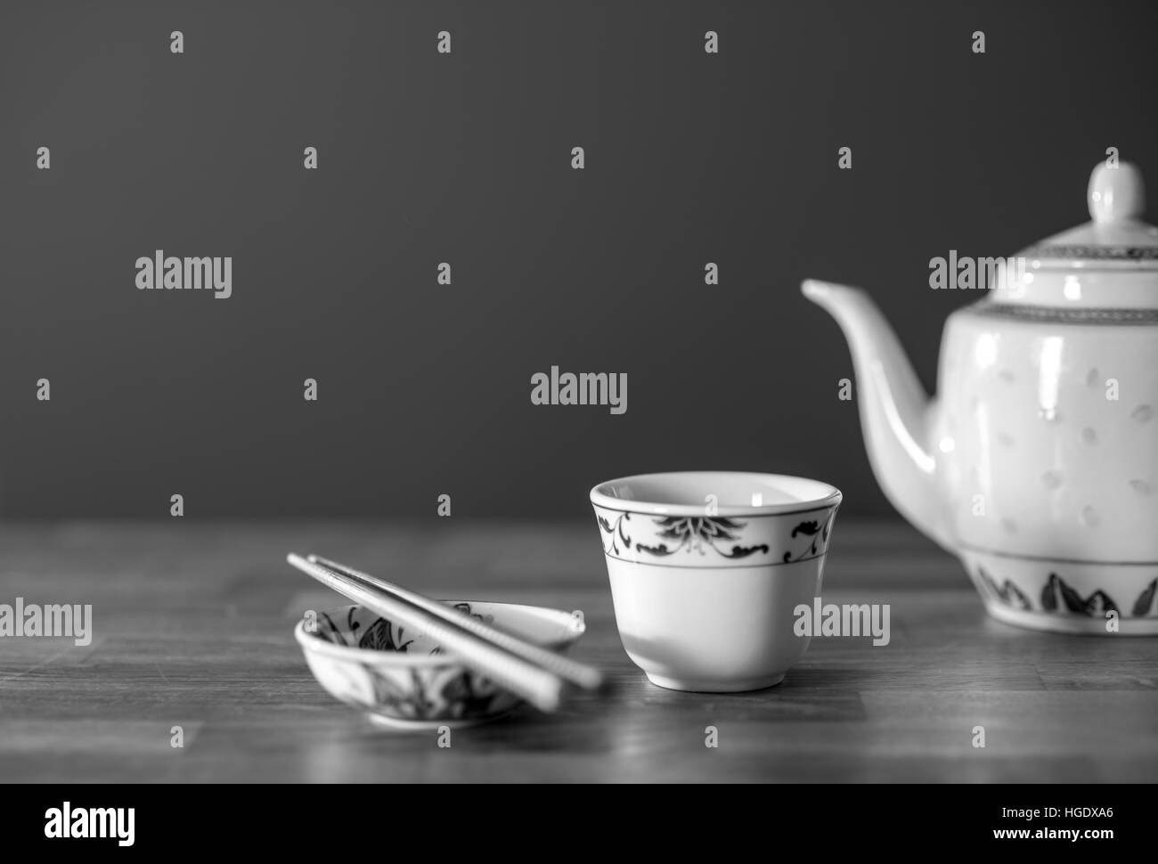 Il tè cinese su legno Foto Stock