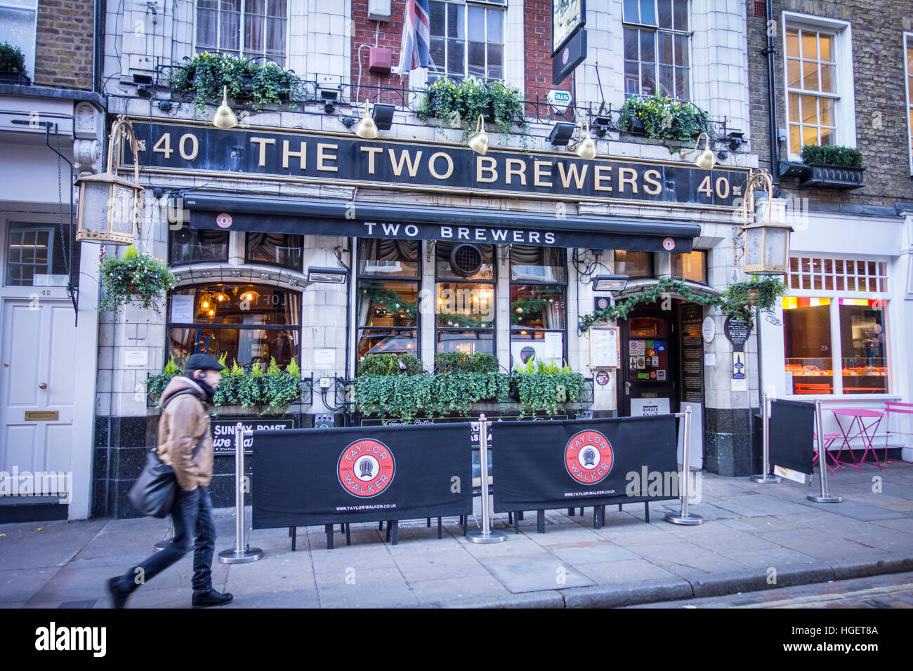 I due produttori di birra, tradizionale pub sulla Monmouth Street, Seven Dials / Covent Garden di Londra, Regno Unito Foto Stock