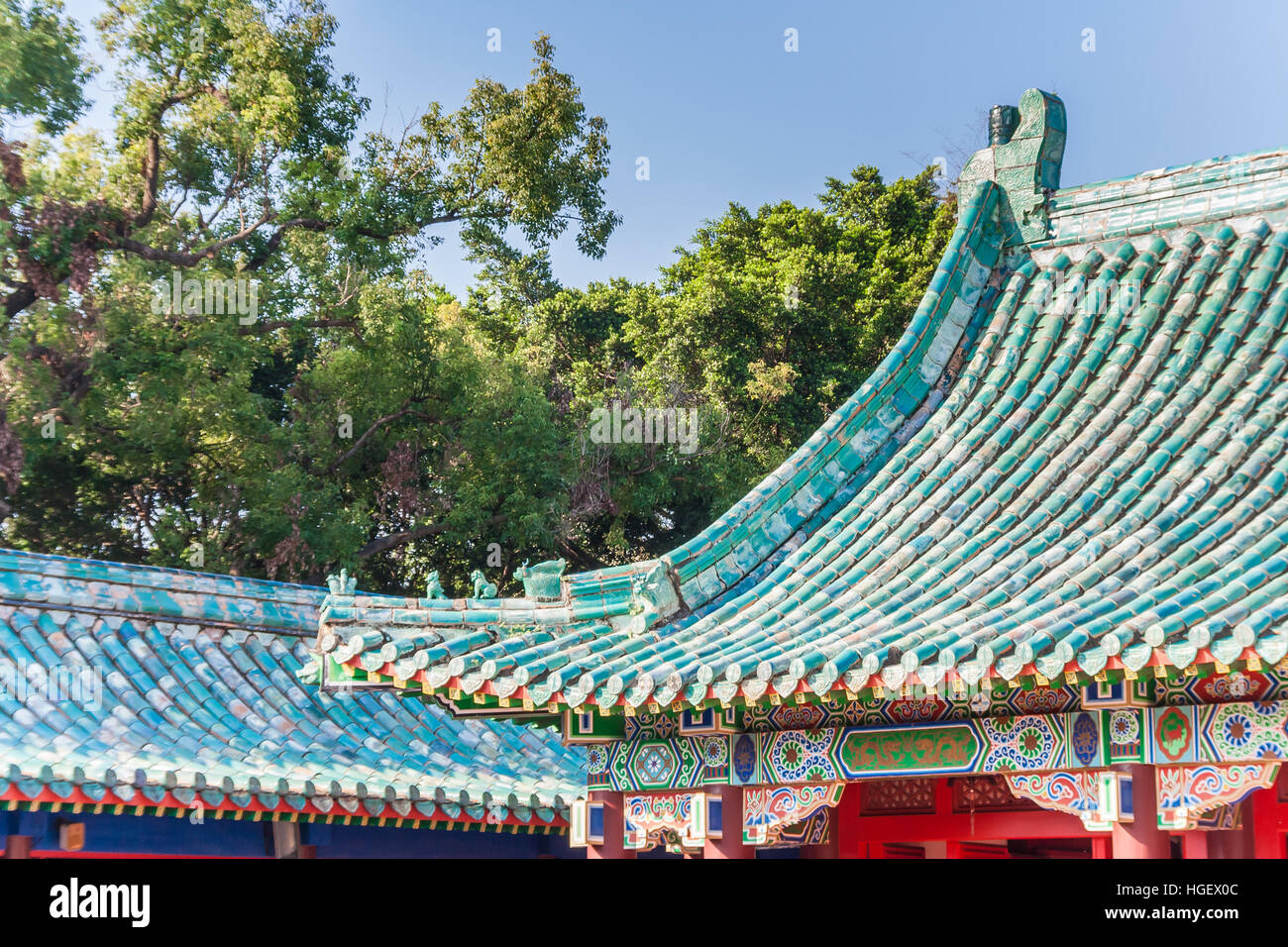 Tetto colorato del Santuario Koxinga in Tainan, Taiwan Foto Stock