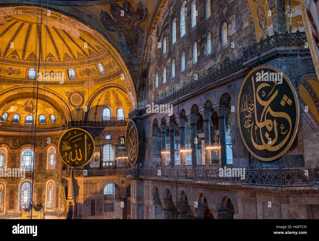 Hagia Sophia interno in Istanbul, Turchia, architettura bizantina, punto di riferimento della città e architectural wonder world Foto Stock