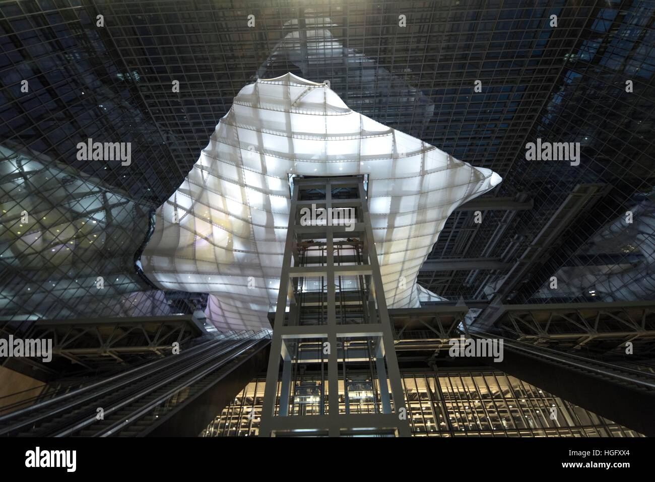 L'Eur Convention Center 'La Nuvola" dall'architetto Massimiliano Fuksas, Roma, Italia, Dicembre 20, 2016 © Credito Fabio Mazzarella/Sintesi/Stock Alamy Pho Foto Stock