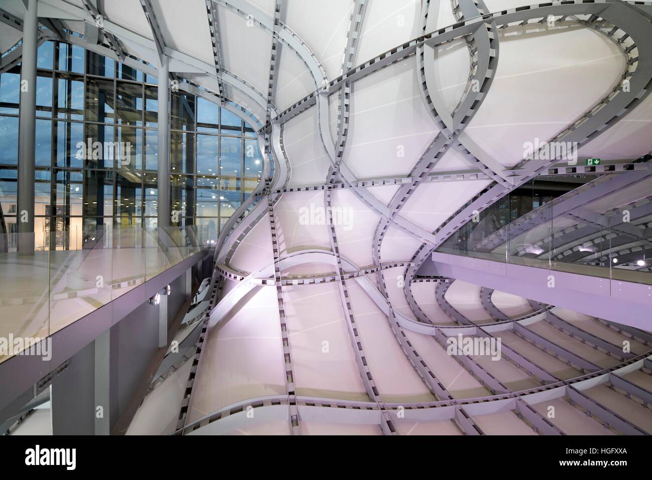 L'Eur Convention Center 'La Nuvola" dall'architetto Massimiliano Fuksas, Roma, Italia, Dicembre 20, 2016 © Credito Fabio Mazzarella/Sintesi/Stock Alamy Pho Foto Stock