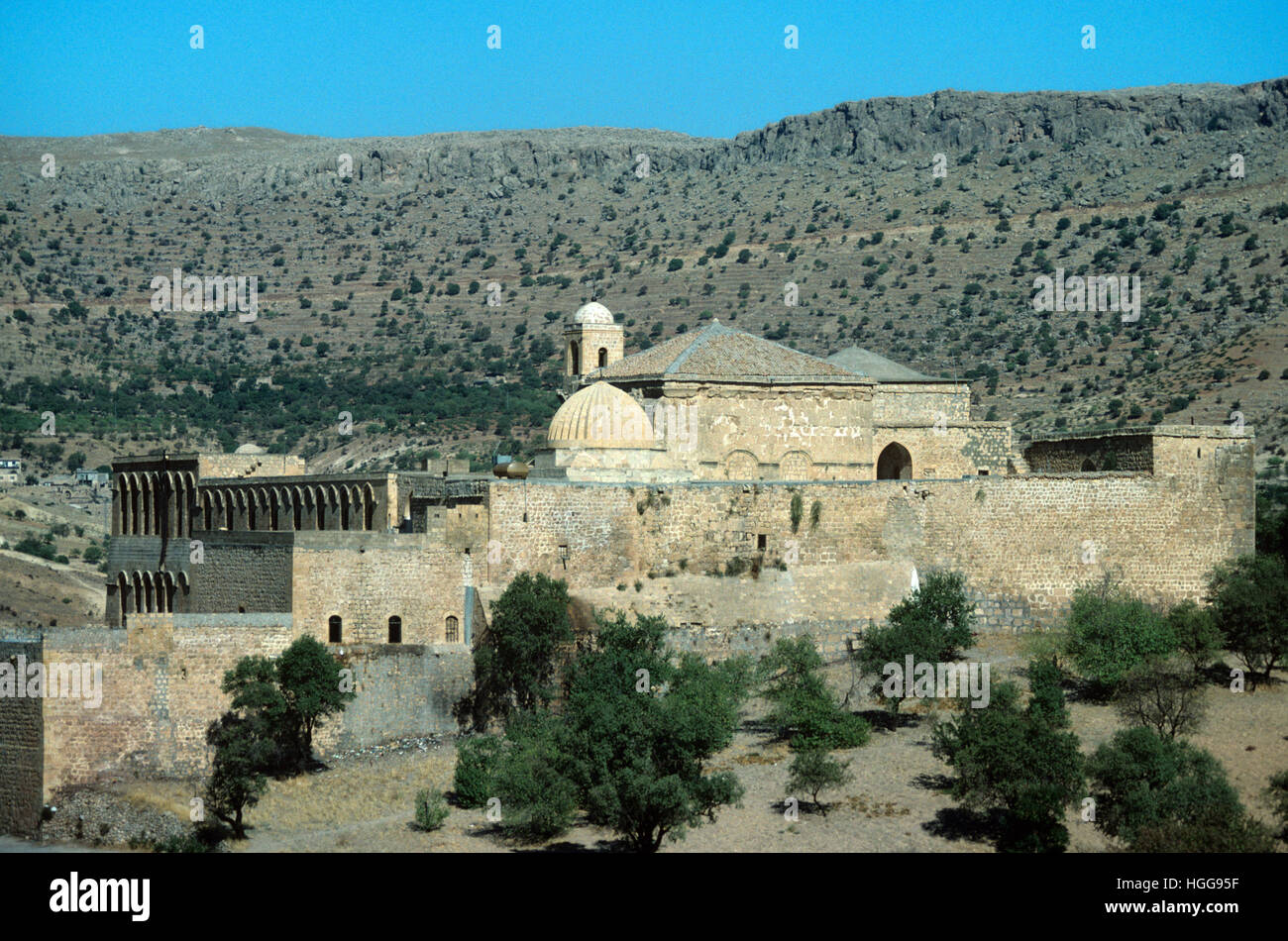 Il Mor Hananyo monastero (f.493) aka il monastero di San Anania o il monastero di zafferano, un siriaco monastero ortodosso in Tur Abdin Regione presso Mardin a sud-est della Turchia Foto Stock