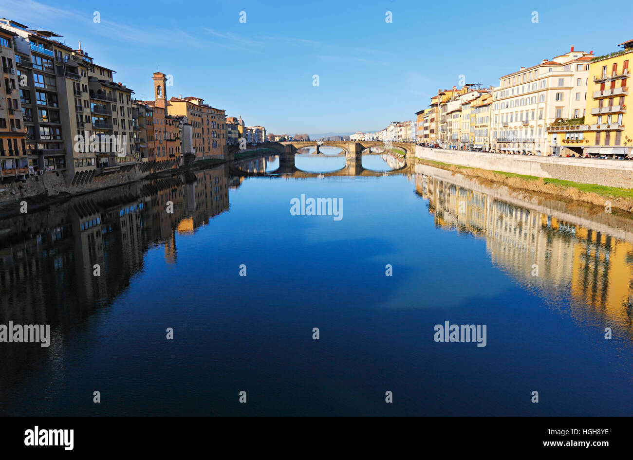 Ponti sul fiume Arno in Firenze, Toscana, Italia Foto Stock