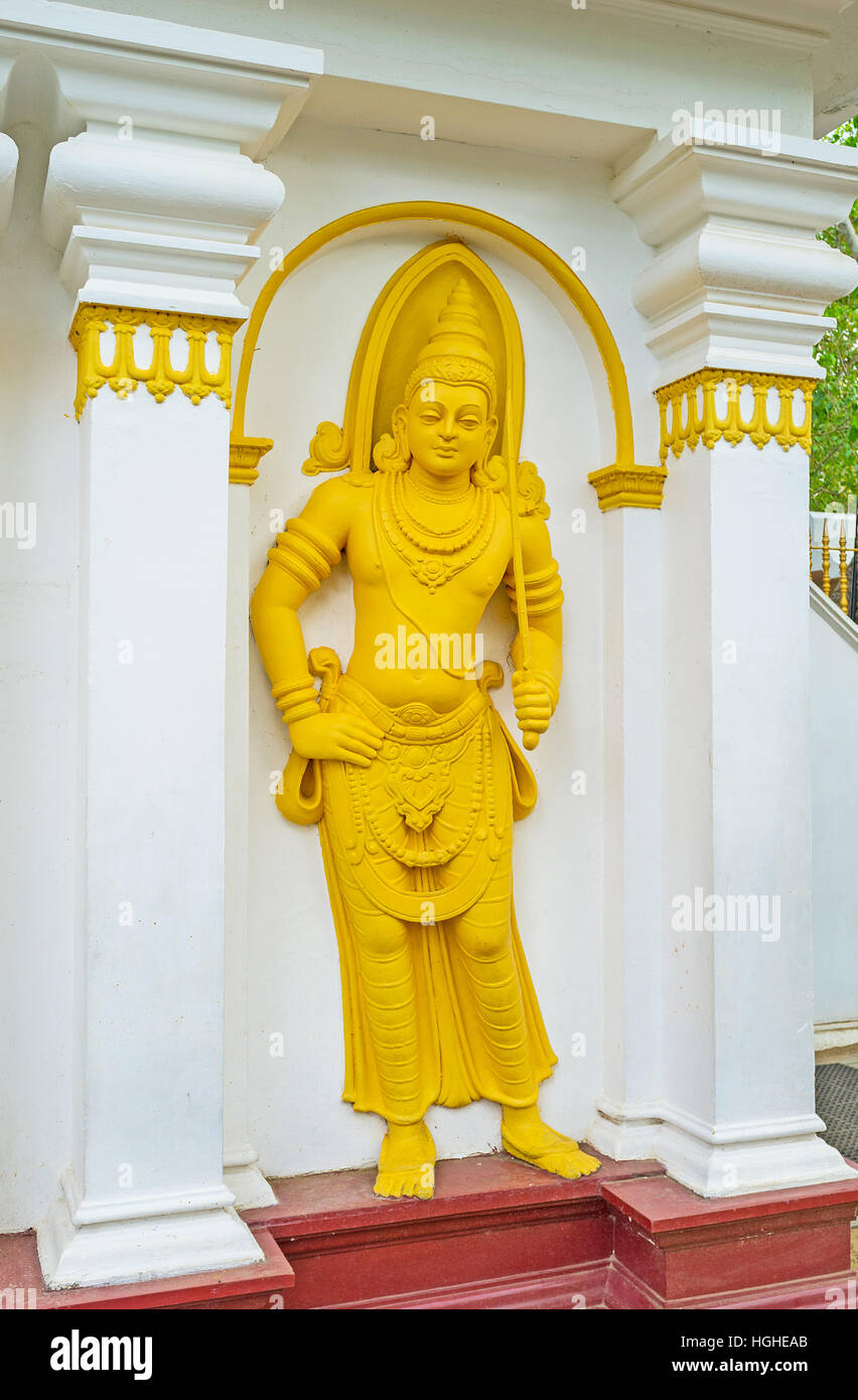 Il semi-scolpito rilievo all'ingresso Jaya Sri Maha Bodhi, Anuradhapura, Sri Lanka. Foto Stock