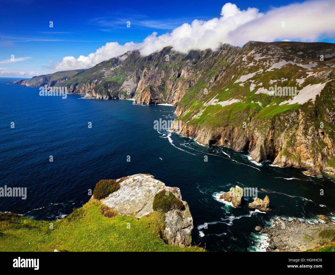 Slieve League Sliabh Liag scogliere Donegal Irlanda Foto Stock