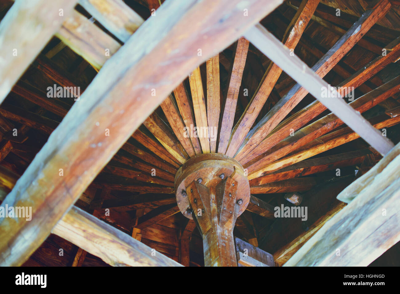 Travi a vista sul soffitto Foto Stock