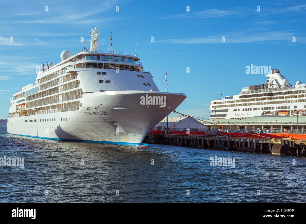 Navi da Crociera ormeggiata al Porto di San Diego. San Diego, California. Foto Stock