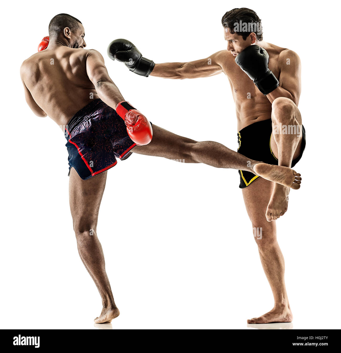 Due caucasian Muay Thai kickboxing kickboxer thai boxing uomini isolati su  sfondo bianco Foto stock - Alamy