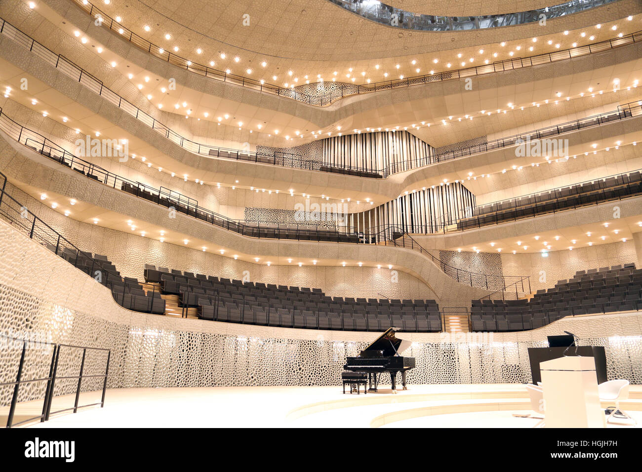 Il Grand Hall, Elbe Philharmonic Concert Hall, Amburgo, Germania Foto Stock