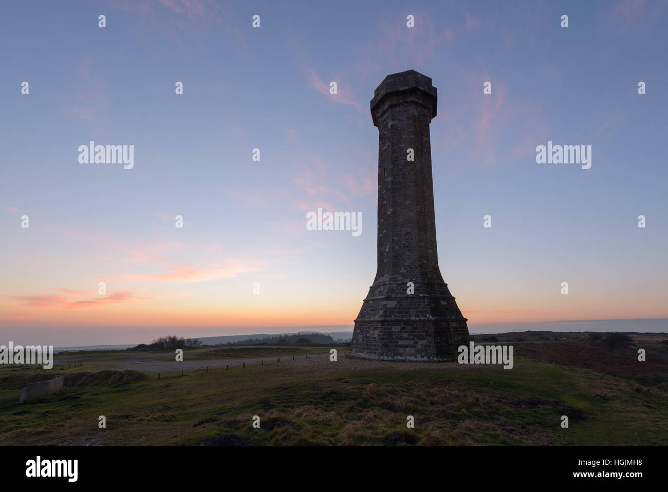 Hardy Monument, Dorset, Regno Unito. Il 22 gennaio 2017. Un colorato tramonto in inverno. © Dan Tucker/Alamy Live News Foto Stock