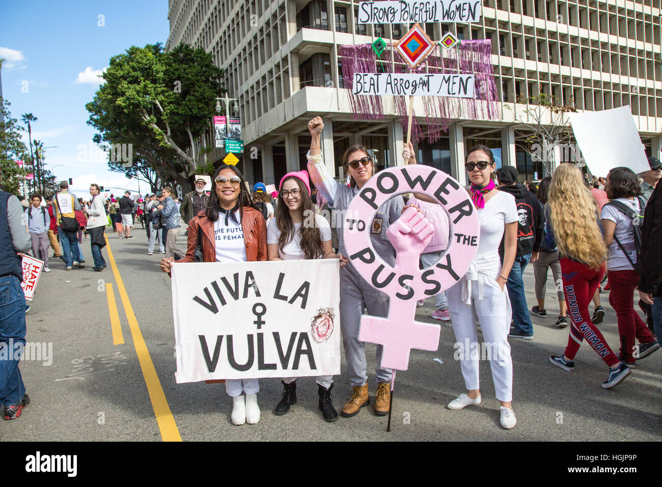 Los Angeles, California, USA. Il 21 gennaio, 2017. I partecipanti mostrano le loro indicazioni alla donna marzo a Los Angeles, california, Stati Uniti d'America su gennaio 21st, 2017. Credito: sheri determan/alamy live news Foto Stock