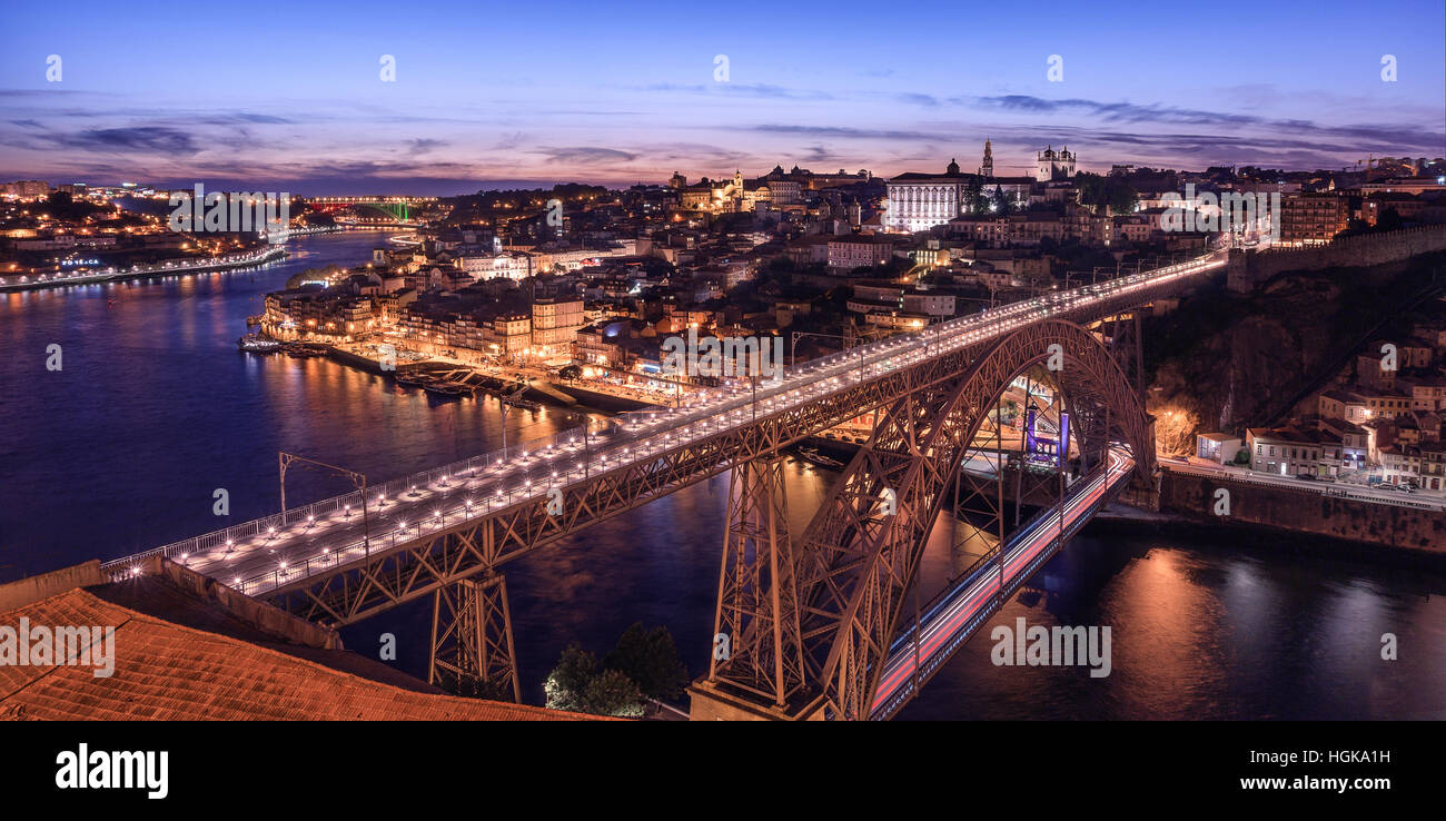 Ponte D Luis I. Luiz i bridge. La città di Porto Foto Stock