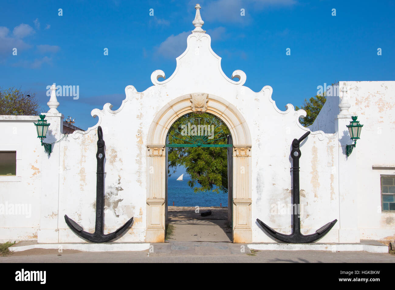 Portoghese ex autorità portuale sull isola di Mozambico (Ilha de Mocambique), Mozambico Foto Stock