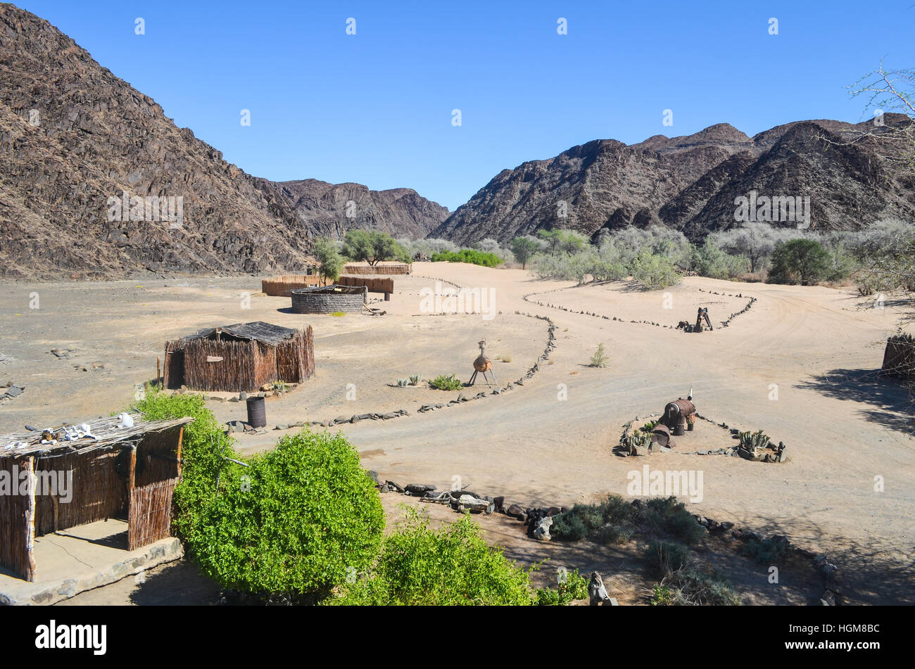 Salvare il campo di Rhino, Namibia, sull'essiccato Ugab il letto del fiume Foto Stock
