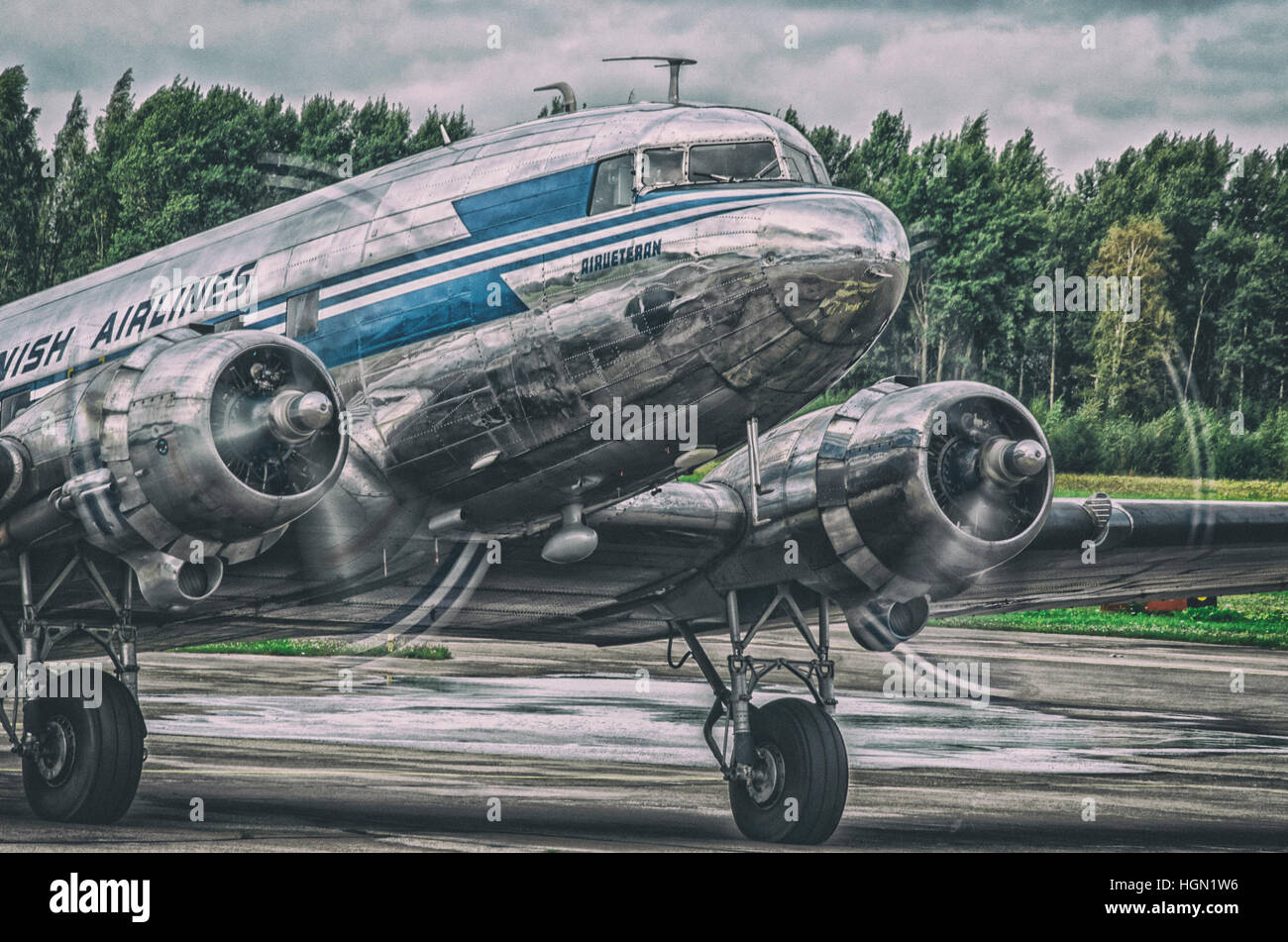 Aria veterano, Douglas DC-3 a Helsinki-Malmi Airport Foto Stock