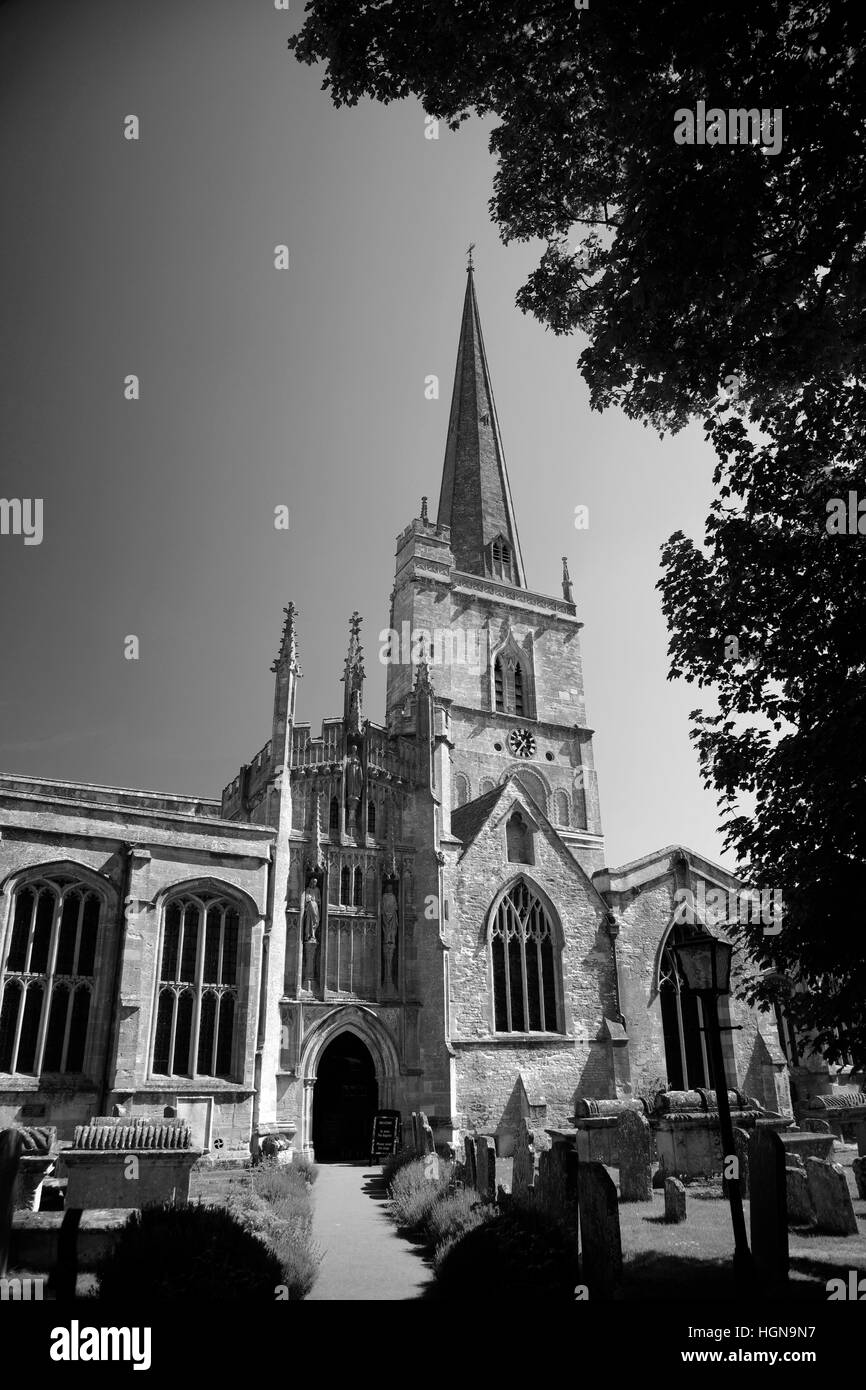 St Johns Chiesa, Burford town, Oxfordshire Cotswolds, England, Regno Unito Foto Stock