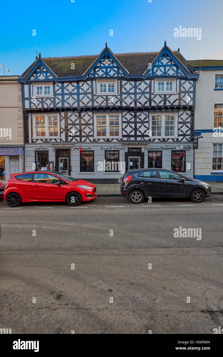 Warwick è il capoluogo della contea di Warwickshire, Inghilterra. La città si trova sul fiume Avon, 11 miglia (18 km) a sud di Coventry Foto Stock