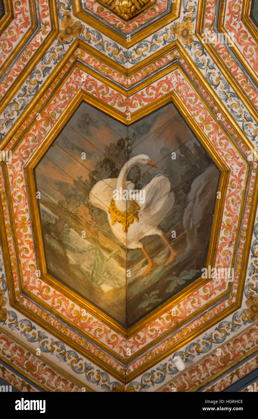 Soffitto, Swan Hall, Palazzo Nazionale di Sintra, Sintra, Sito Patrimonio Mondiale dell'UNESCO, Portogallo Foto Stock