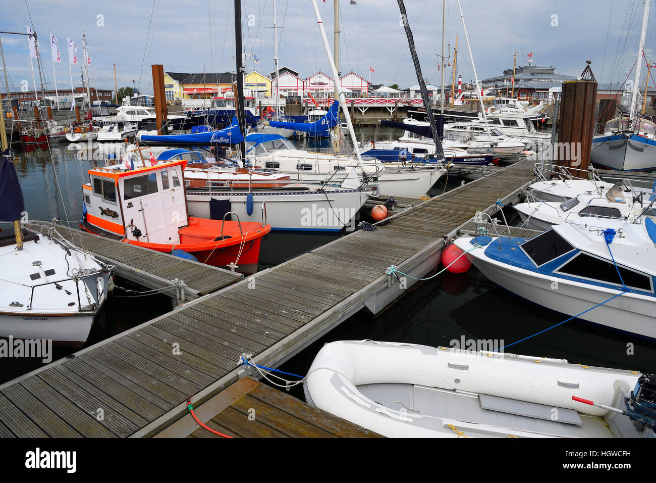 Sportboote im Hafen von List, Sylt, nordfriesische isole, Nordfriesland, Schleswig-Holstein, Germania Foto Stock