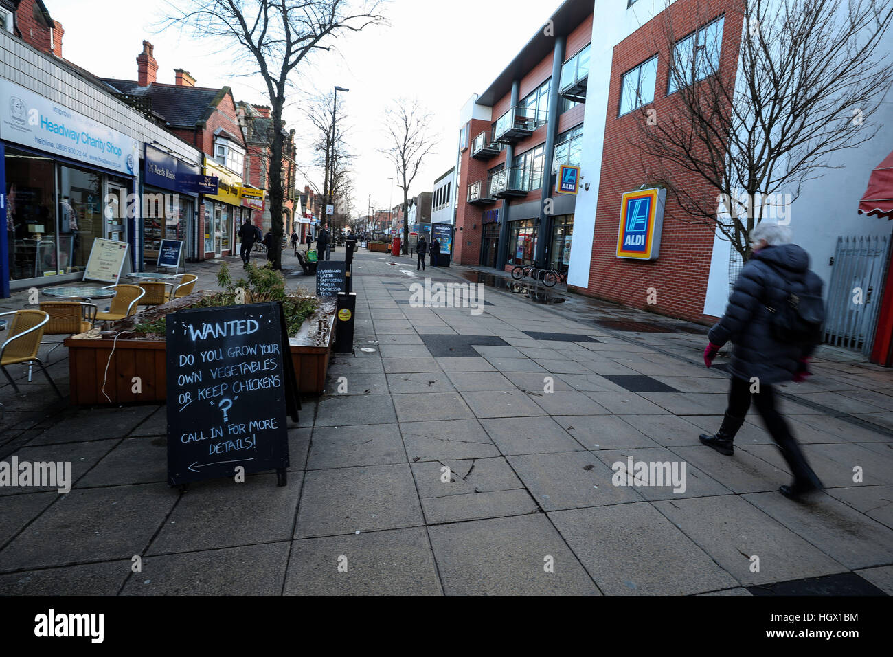 Una visione generale del Centro commerciale sale, Greater Manchester, la casa del nuovo Re del Ruanda, che è stato descritto come un padre-di-due 'da-a-terra' dai vicini sulla proprietà immobiliare dove vive. Foto Stock