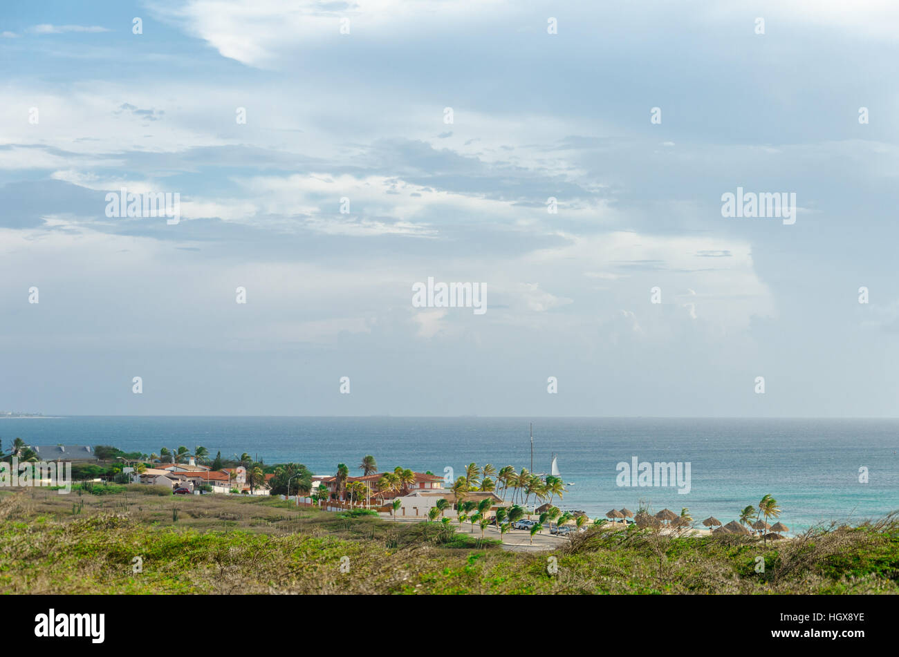 Aruba, dei Caraibi - Settembre 25, 2012: vista Panorama con la spiaggia di Arashi come sfondo, Aruba, nel mar dei Caraibi. Foto Stock
