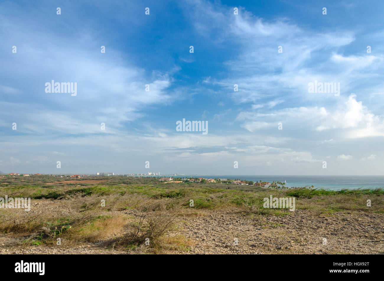 Aruba, dei Caraibi - Settembre 25, 2012: vista Panorama con la spiaggia di Arashi come sfondo, Aruba, nel mar dei Caraibi. Foto Stock