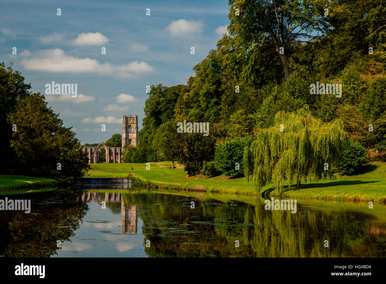 Abbazia di Fountains Abbey sito Patrimonio Mondiale dell'UNESCO, il Yorkshire, Regno Unito Foto Stock