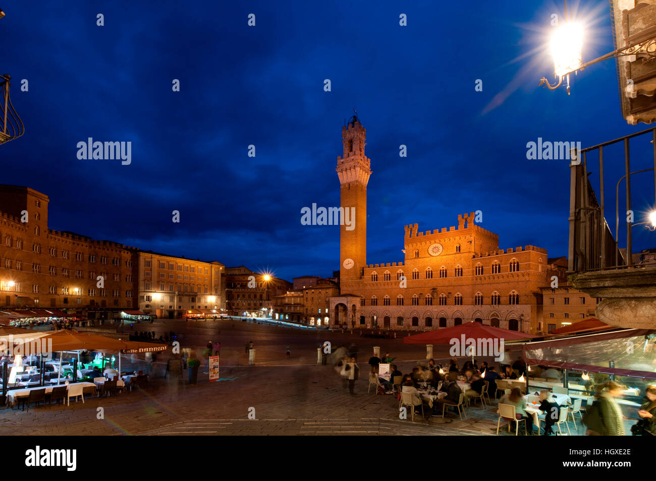 A Piazza del Campo, sito histroric, cavallo di razza arena, città storica, Siena, Toscana, Italia, Europa Foto Stock