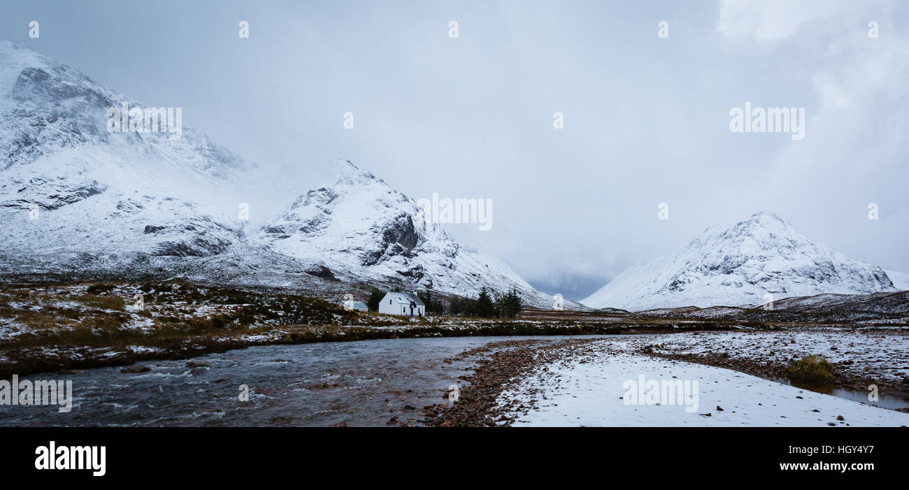 Paesaggio selvaggio di glencoe durante il periodo invernale in Scozia Foto Stock