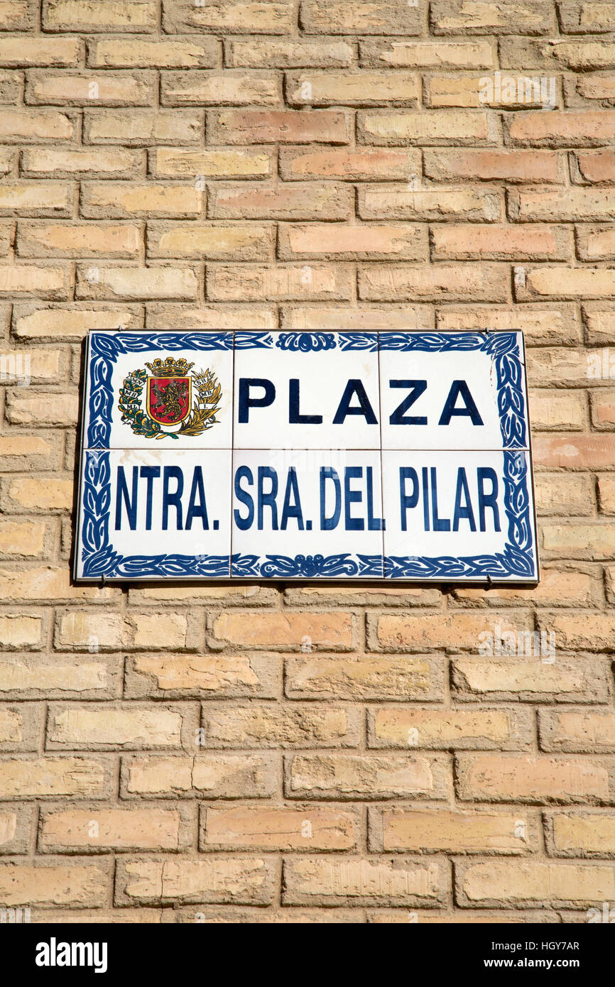 Piazza Pilar segno, Saragozza, Spagna Foto Stock