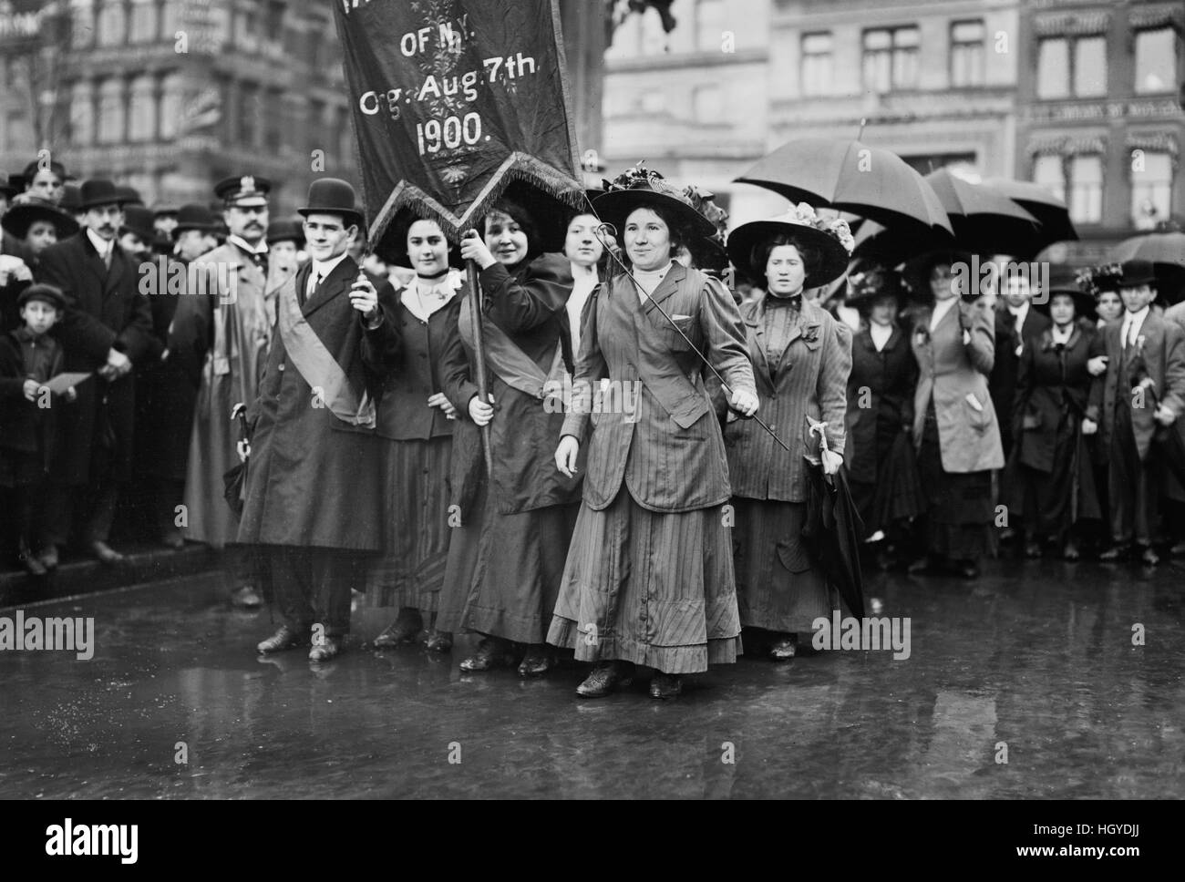 Donne dimostranti, giorno di maggio Parade, la città di New York, New York, Stati Uniti d'America, Bain News Service, 1 maggio 1909 Foto Stock