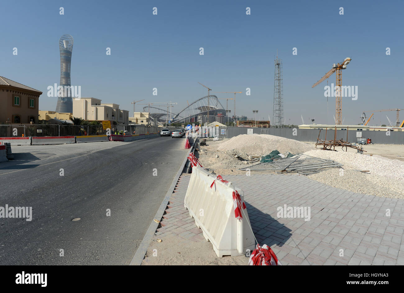 Un sito in costruzione a Doha, Qatar, 11 gennaio 2017. Foto: Andreas Gebert/dpa Foto Stock