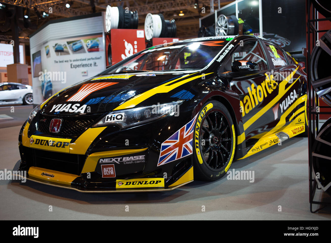 Birmingham, Regno Unito xiv gen, 2017 La nuova livrea off l'Halfords Yuasa Racing Honda Civic che verrà a correre nel Btcc 2017 Campionato © steven roe/Alamy Live News Foto Stock