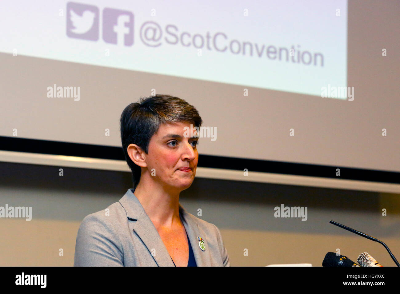 Glasgow, Scotland, Regno Unito. Xiv gen, 2017. Quasi mille persone hanno partecipato alla indipendenza scozzese Conventiion, svoltasi presso il Radisson Blu Hotel di Glasgow, Scozia, per discutere la Convenzione della politica e della strategia per il conseguimento di una Scozia indipendente. La Convenzione è stata presieduta da Elaine C Smith, una ben nota attrice e il comico, e lei è stata supportata da altoparlanti inclusi Angela costanza MSP, Tommy Sheppard MP, e Maggie Chapman Co-Convener scozzese della verdi. © Findlay/Alamy Live News Foto Stock