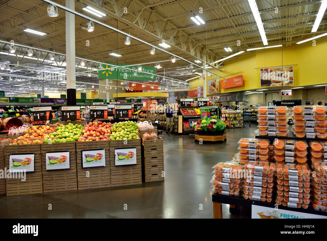 La produzione di display nel supermercato, Miami, Florida Foto Stock