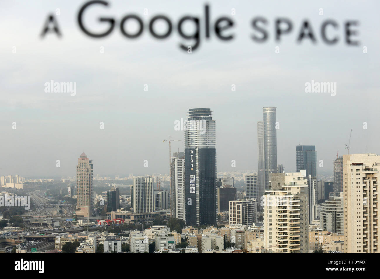 Vista di Tel Aviv da Google uffici a Tel Aviv, Israele Foto Stock