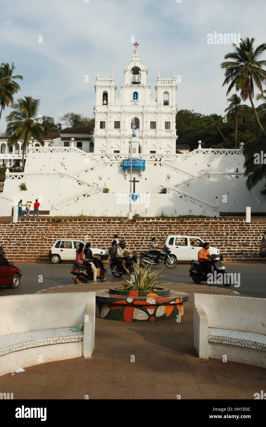 Portoghese tipica barocca chiesa Nostra Signora dell Immacolata Concezione, Panaji, Goa, India, Asia Foto Stock