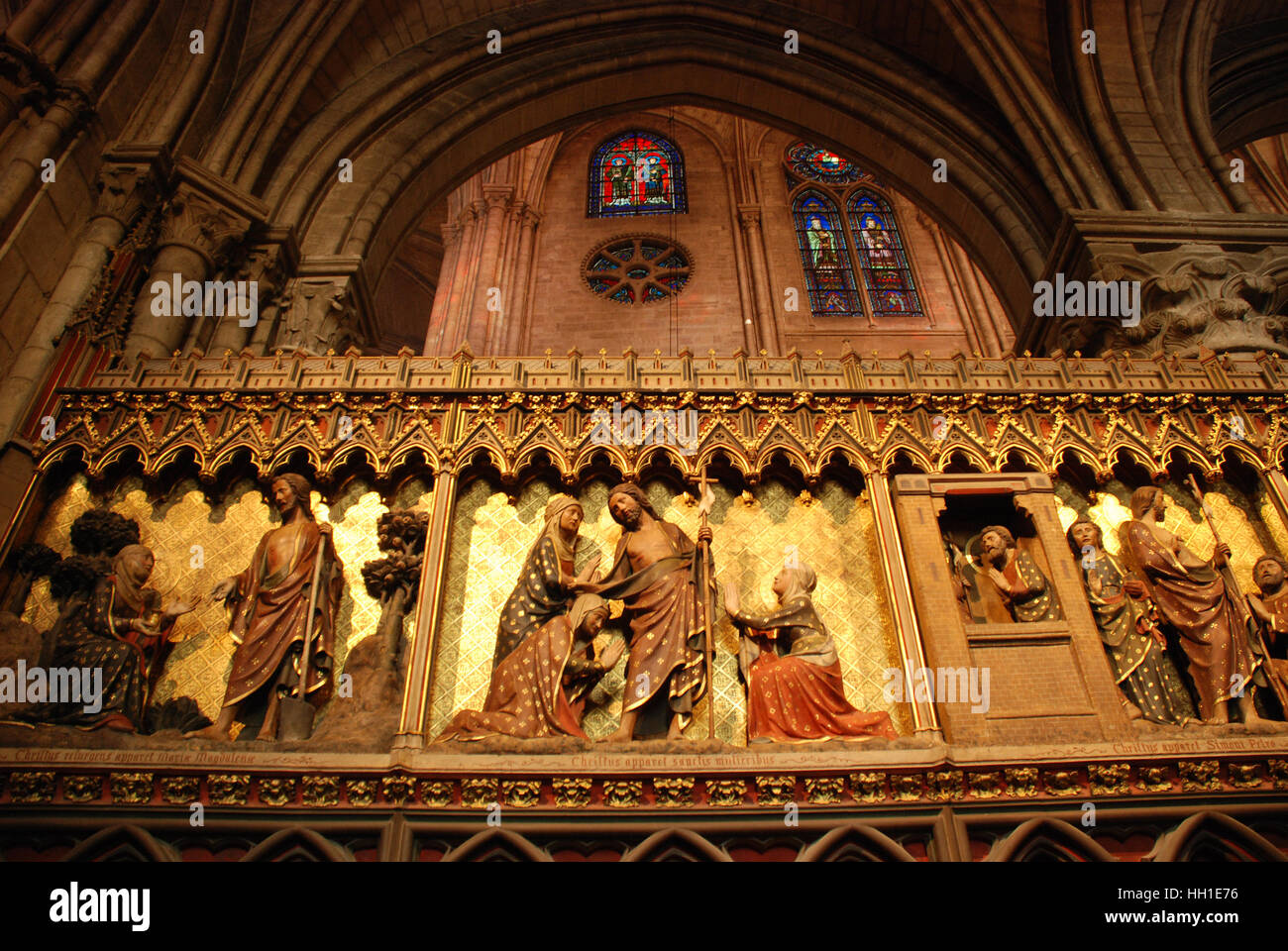 Sculture in legno medievale con scene della vita Jesu al coro delle barriere cattedrale Notre Dame Parigi Francia Foto Stock