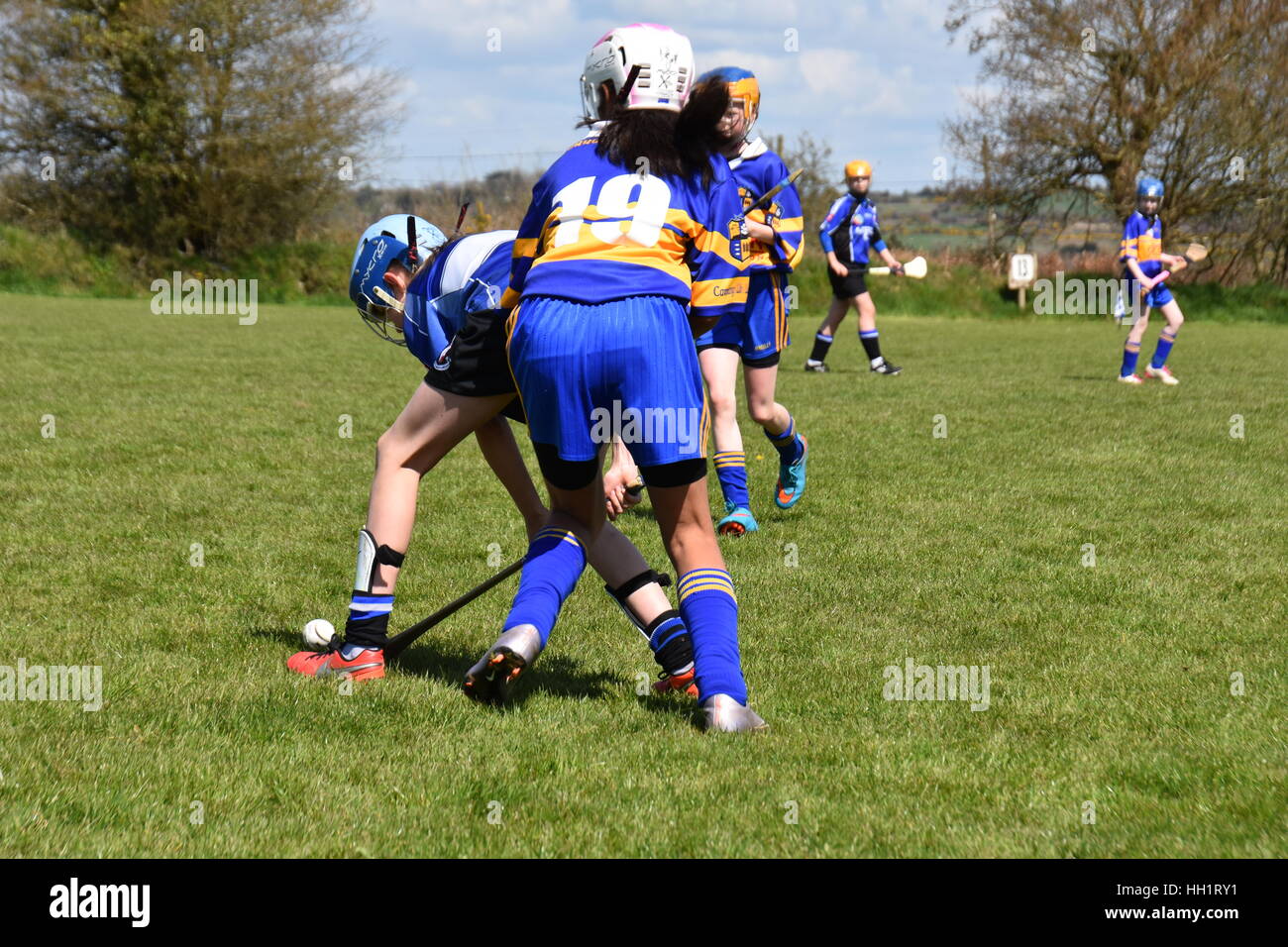 Camogie - uno dell'Irlanda sport nazionale i tempi di passaggio Foto Stock