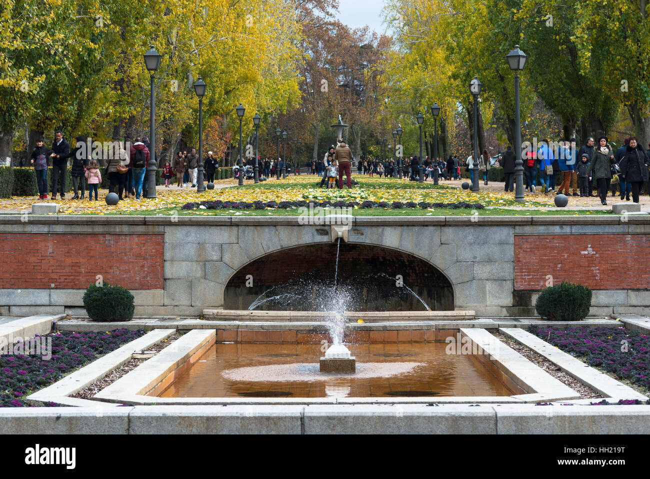 Fontana del Parco del Buen Retiro, Madrid Spagna. Foto Stock