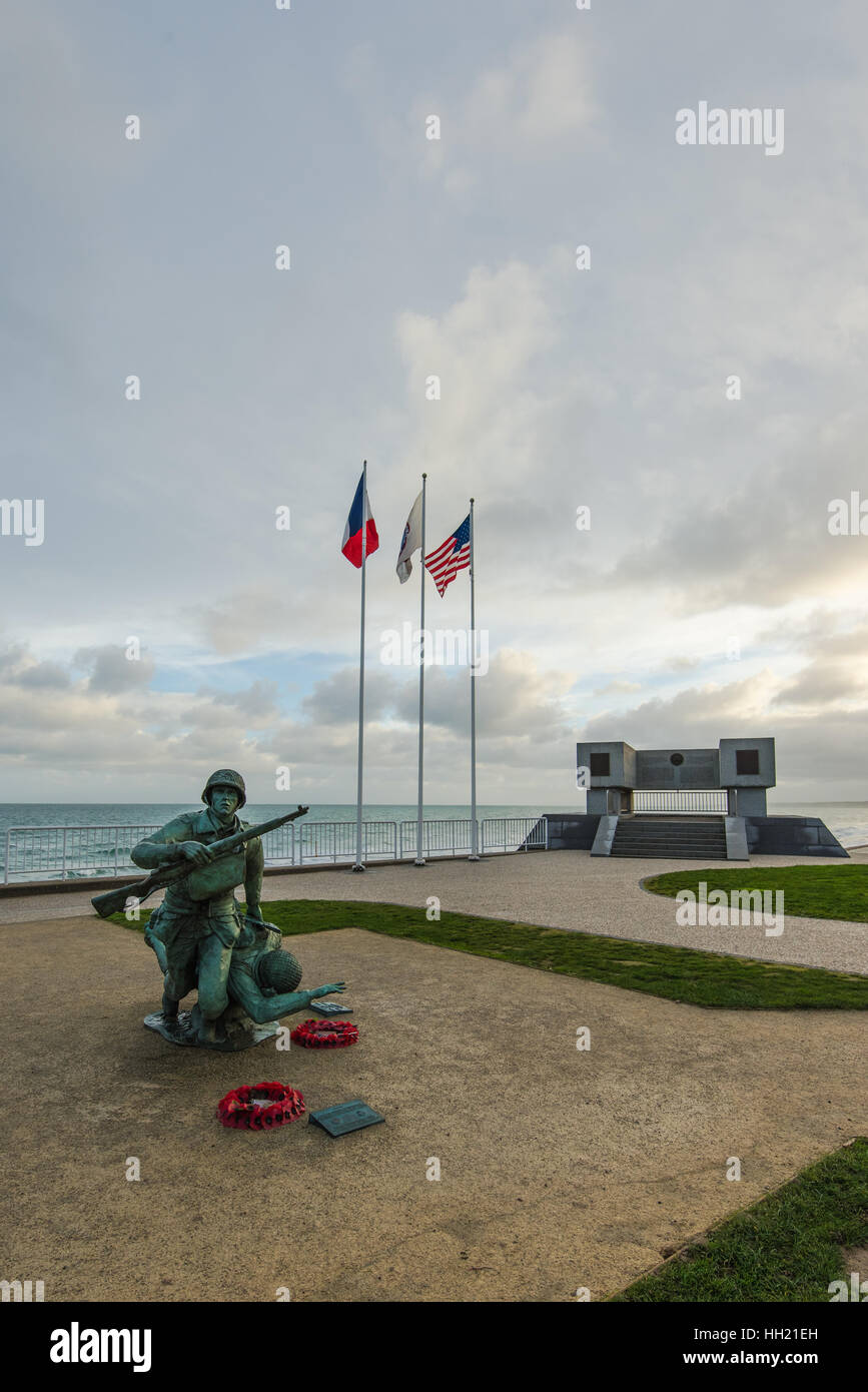 La spiaggia di Omaha Memoriale di guerra di soldati falen in Normandia, Francia Foto Stock