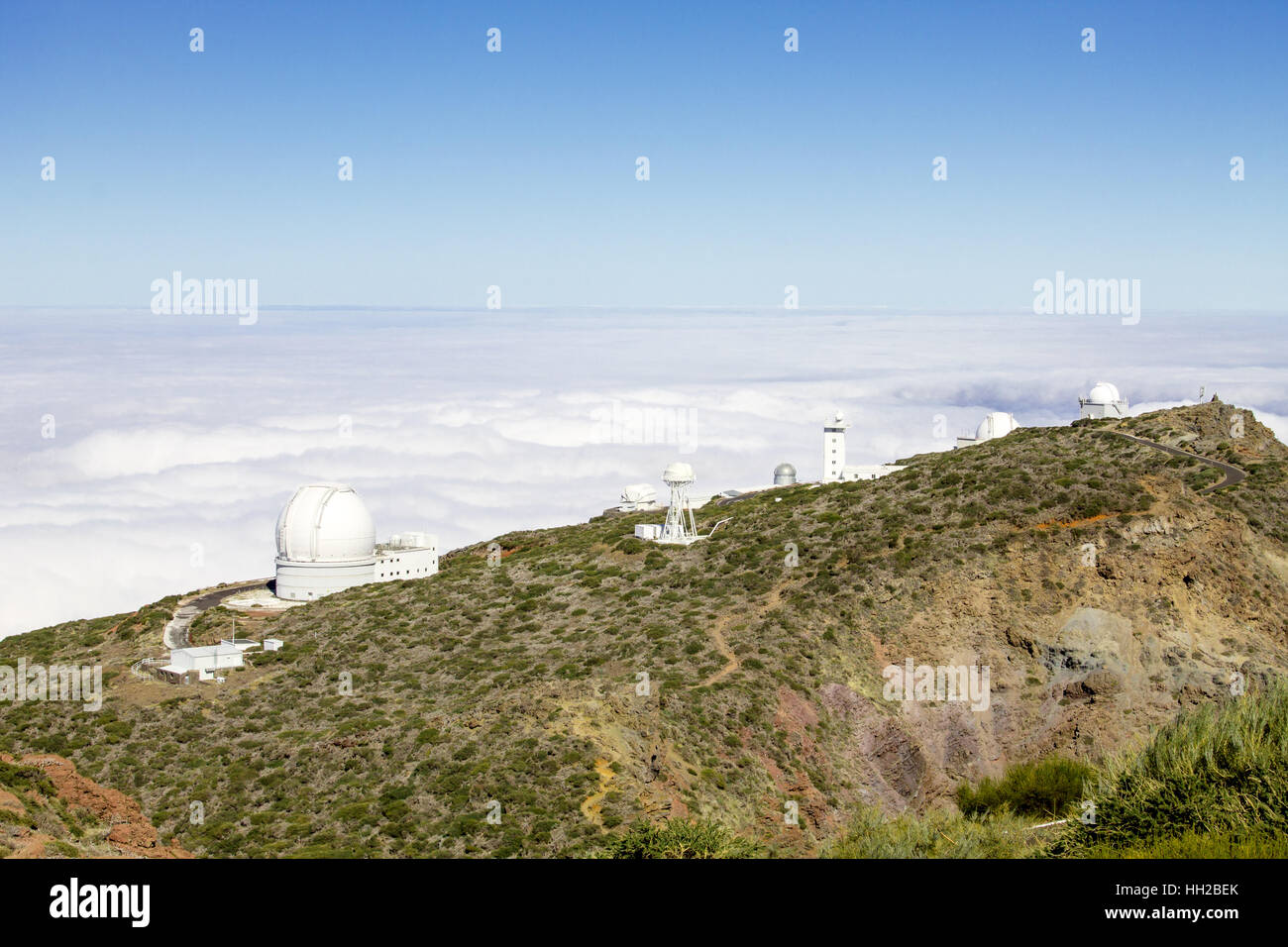 Vista dell'Osservatorio a Mirador del Roque de los Muchachos. Il picco più alto di La Palma delle Canarie, Spagna. Foto Stock