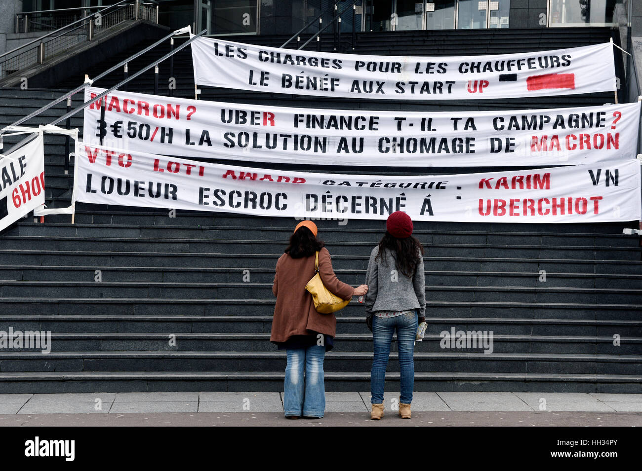 VTC Driver Uber protesta a Parigi, 16 gennaio 2017, Place de la Bastille, Parigi Foto Stock