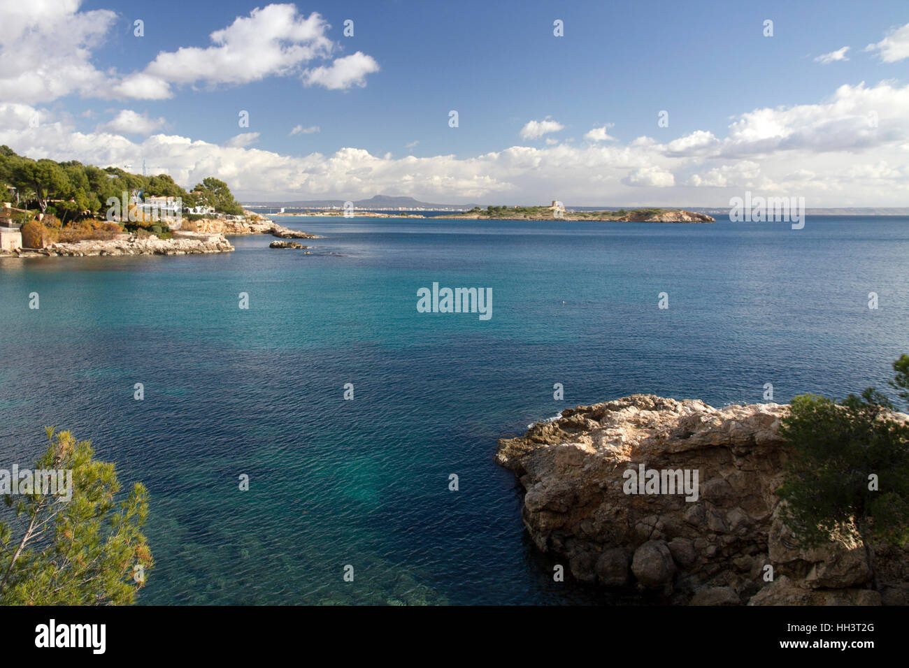 Panoramica di Mallorca acqua pulita sky mare Marina Portals Nou inverno south west cost Mallorca Spagna Baleari Foto Stock