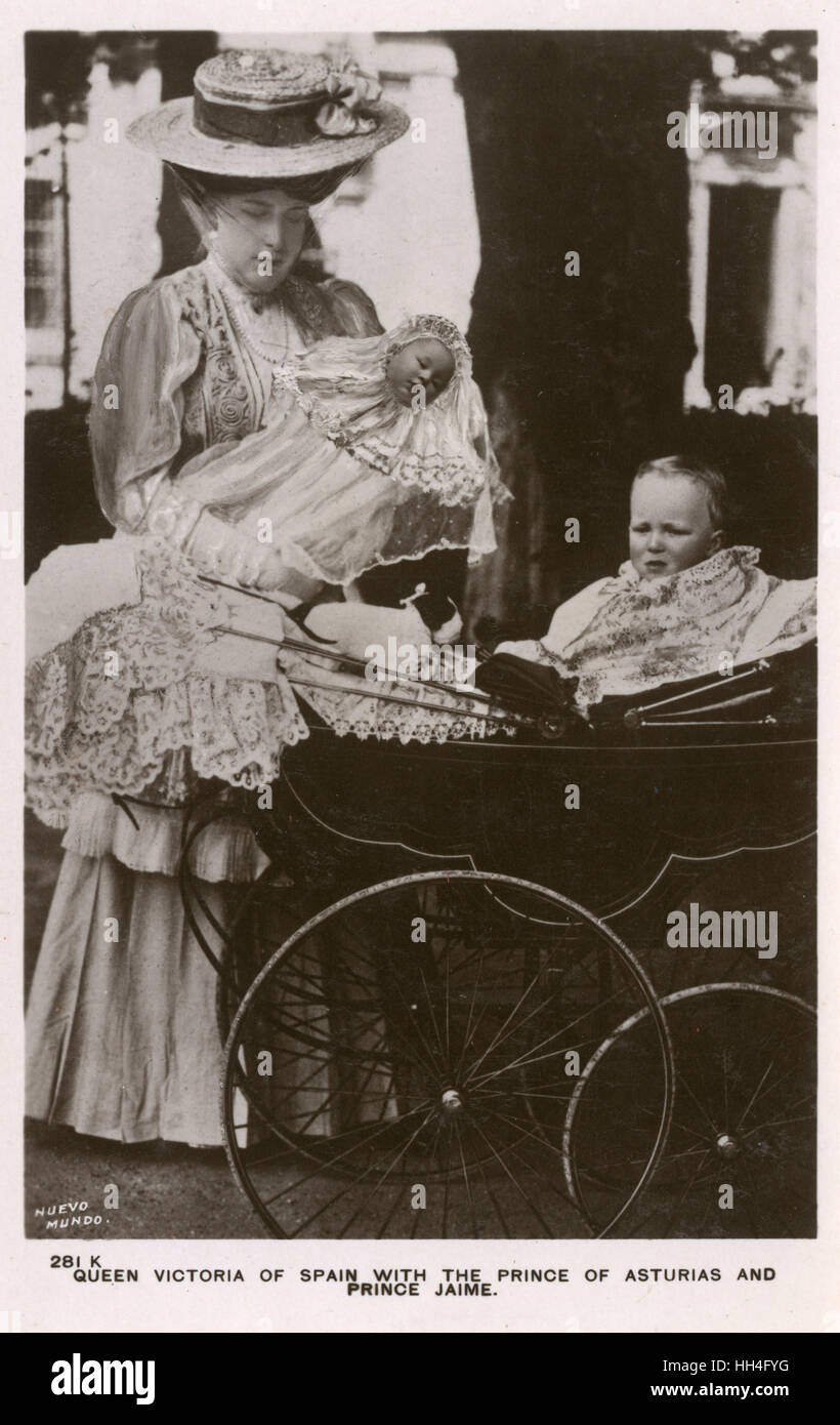 Regina Vittoria di Spagna - Principe delle Asturie e Principe Jaime Foto Stock