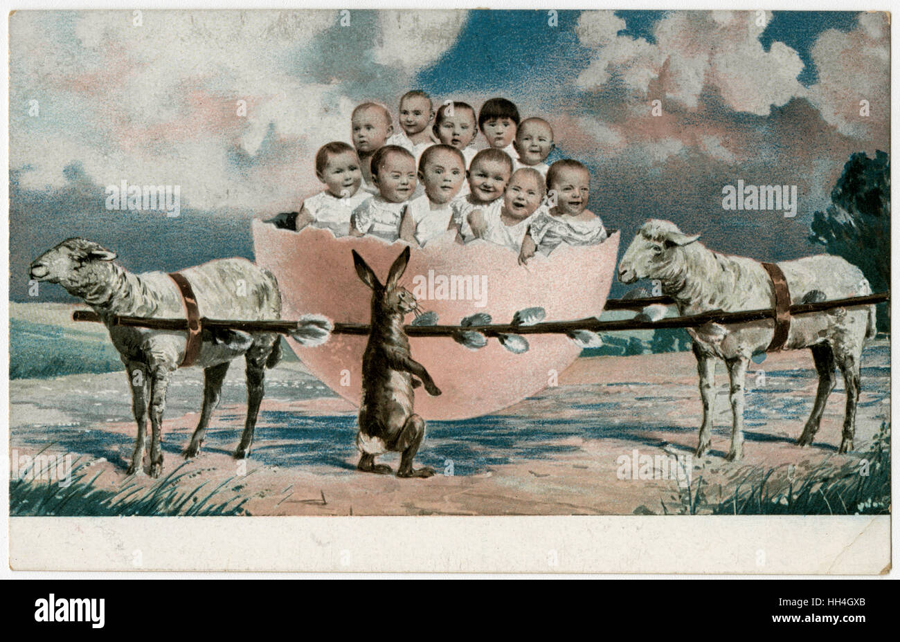 Bambini in un guscio della zangola rotto Foto Stock