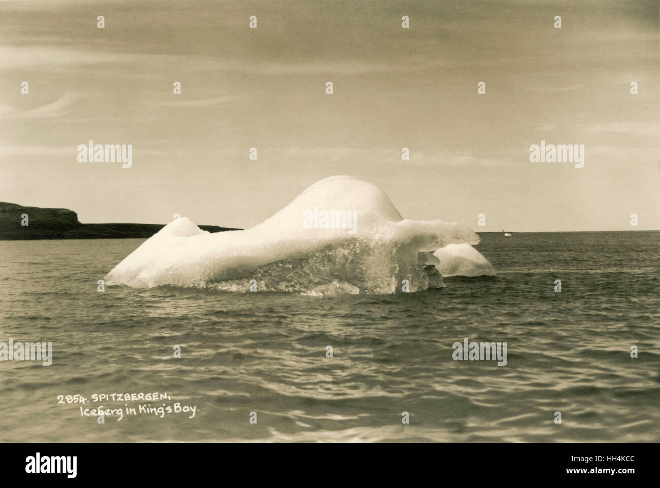 Iceberg in Kings Bay, Spitzbergen (Spitzbergen) Foto Stock