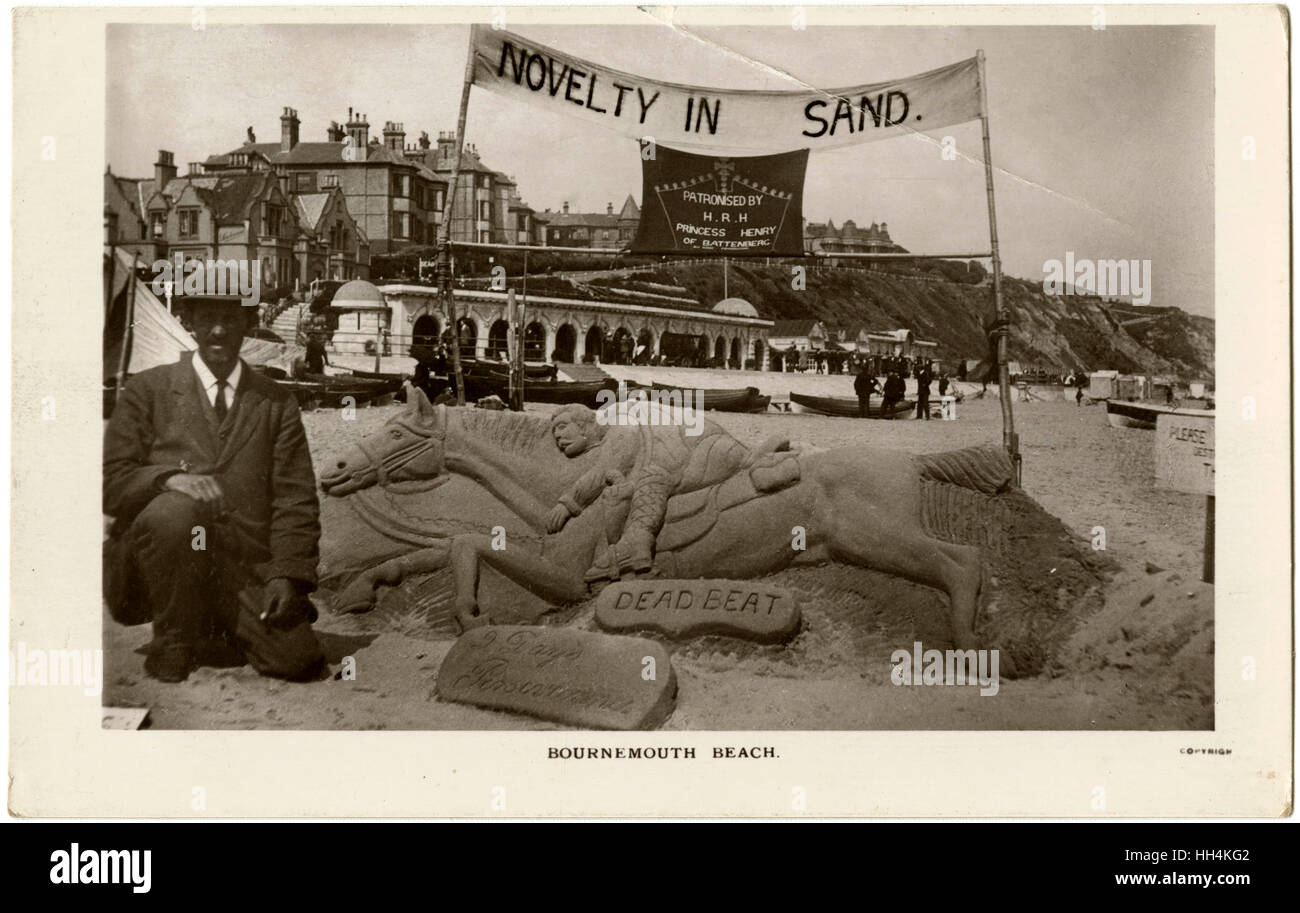 Scultura di sabbia raffigurante il dottor Brydon sul ritiro di Kabul Foto Stock