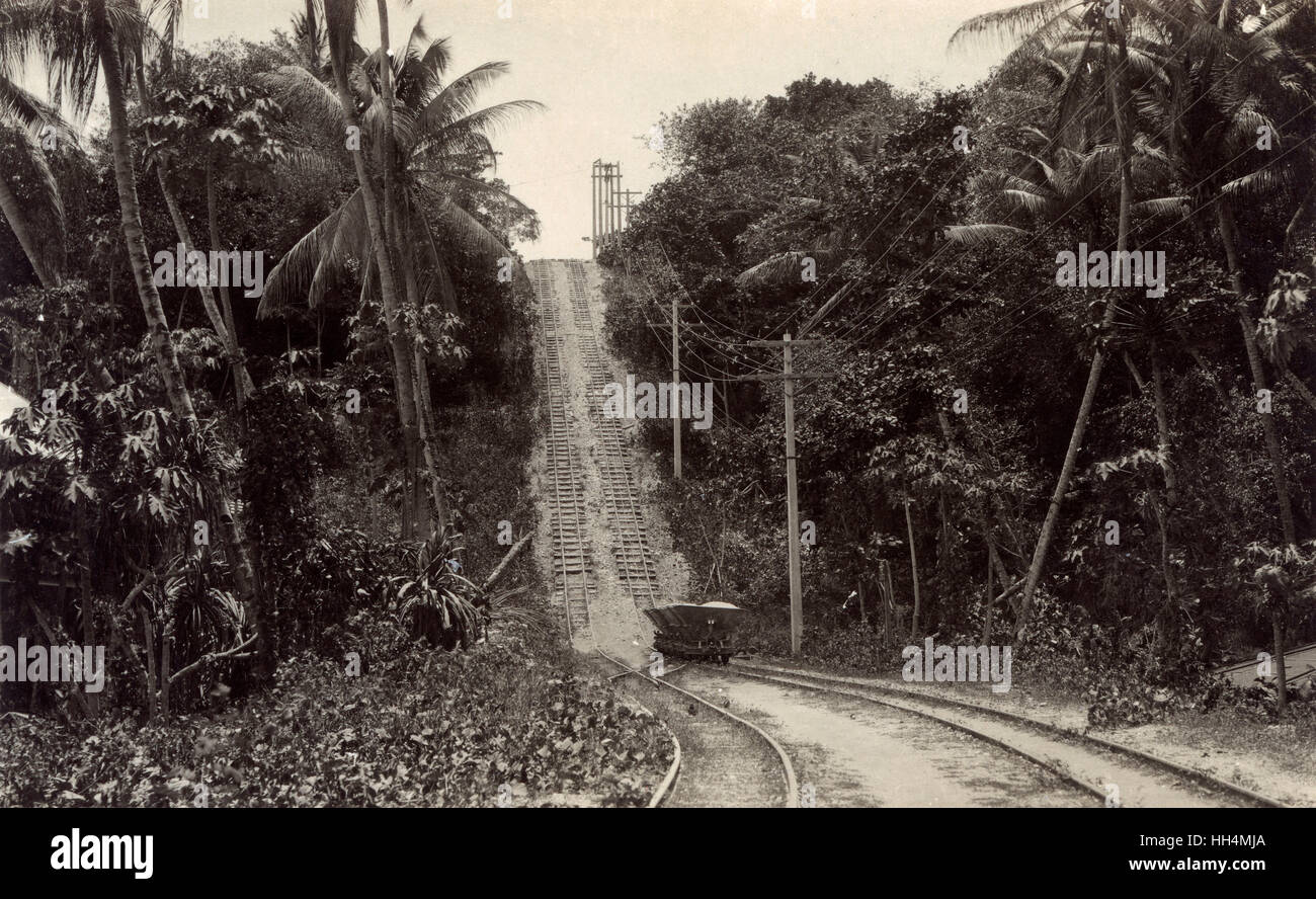 Ripida collina con binario ferroviario Sydhaus Oerne, Pacifico Foto Stock